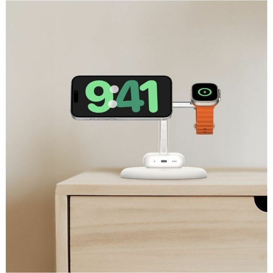 Belkin BoostCharge Pro Cradle - WIZ023ttWH