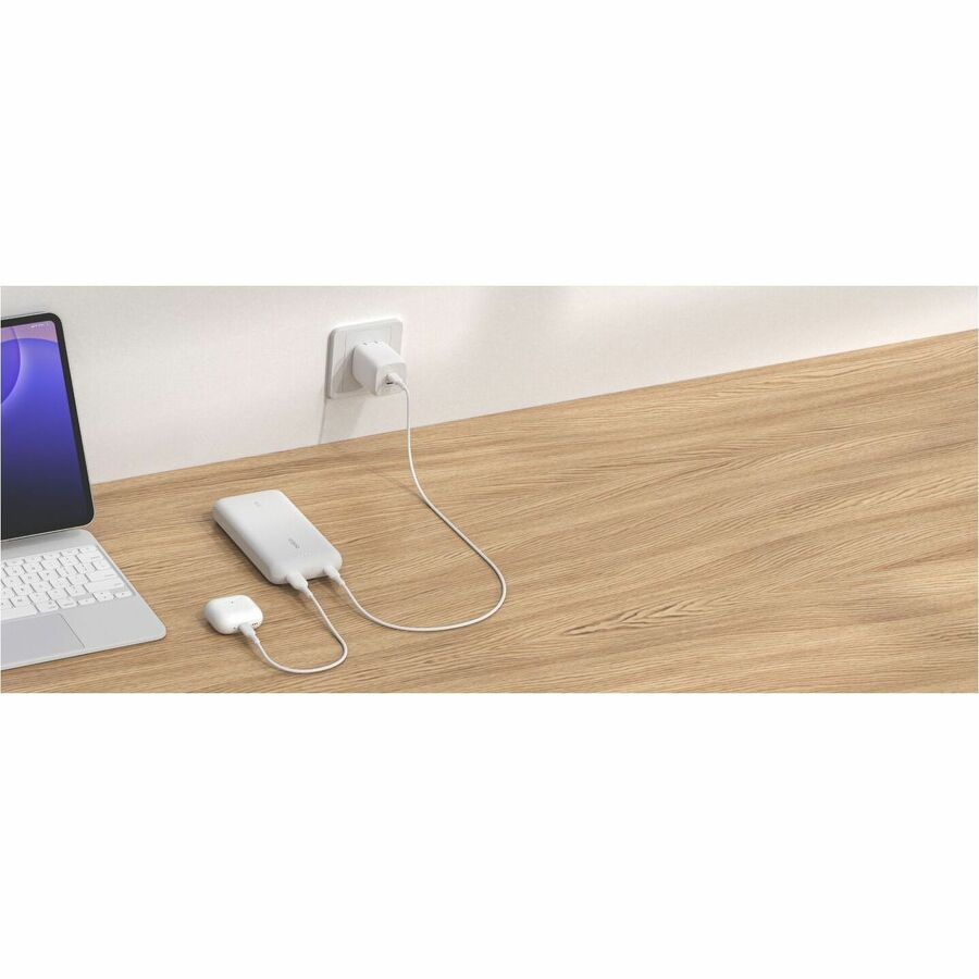 Belkin 30W 2-port Power Bank w/ Integrated USB-C Cable - 20K mAh - 1xUSB-A, 1xUSB-C - Portable Charger - White - BPB024fqWH